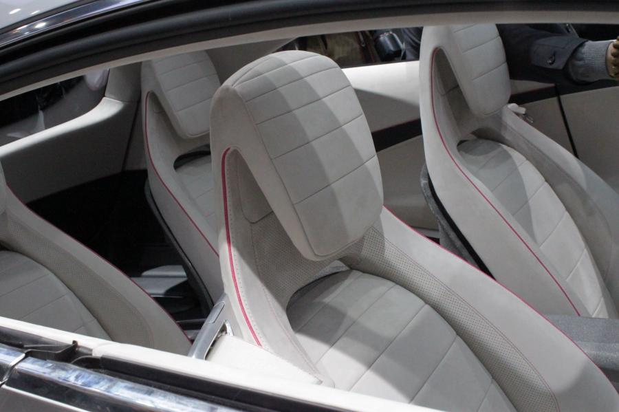  Mercedes-Benz A-Class Concept 2011 года  (фото 17 из 129)